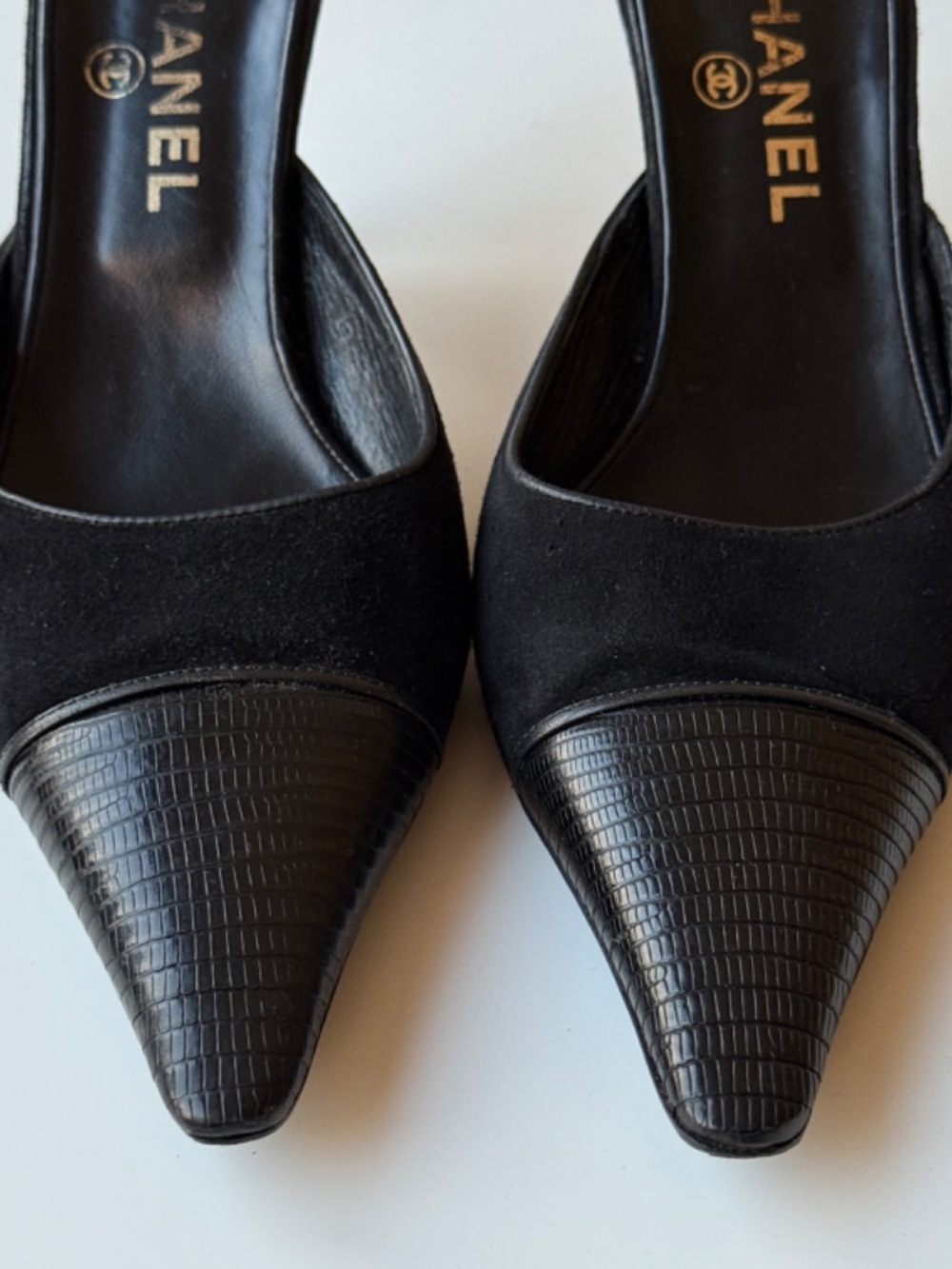 CHANEL vintage black suede mules, EU 39.5 / US 9, 3.5’’ heel - Picture 2 of 15
